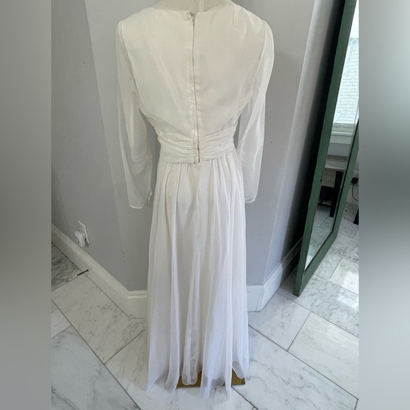Vintage Emma Domb Wedding Dress white sheer sleeves & skirt absolutely beautiful - Picture 5 of 16
